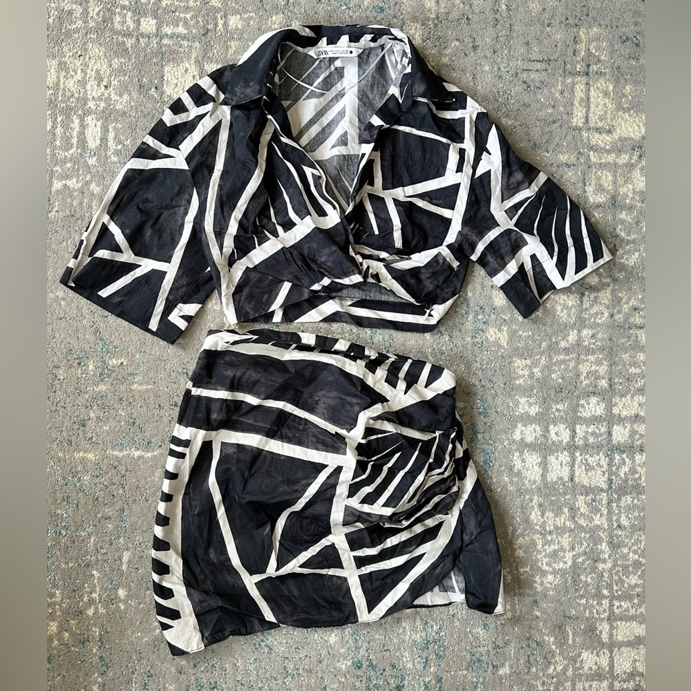 Zara Zebra Matching Set - Small (Top) Medium (Bottom)